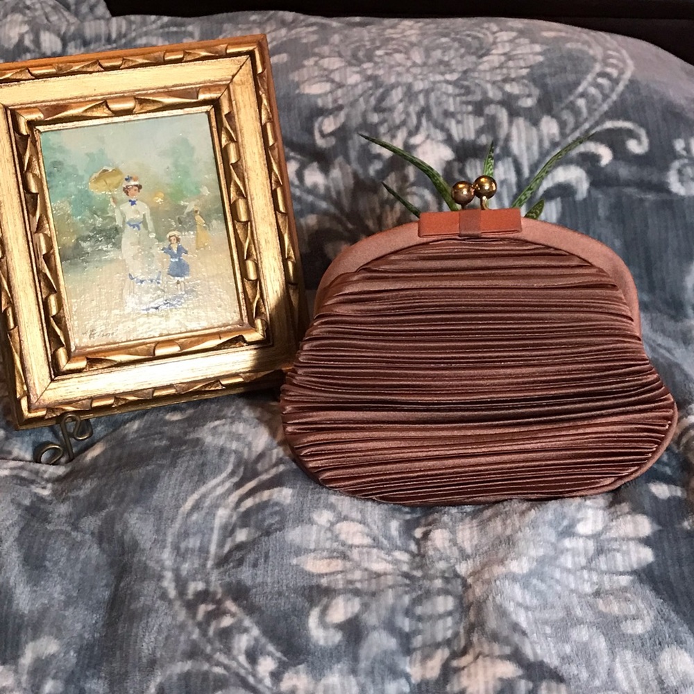 Henri Bendell vintage clutch